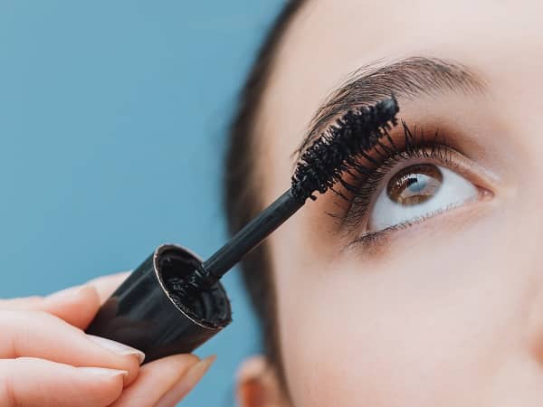Why Your Eyelashes Are Getting Shorter